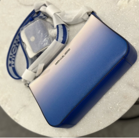 Michael Kors MK Jet Set Travel Tech Attached Crossbody With Adjustable Strap - Picture 4 of 5